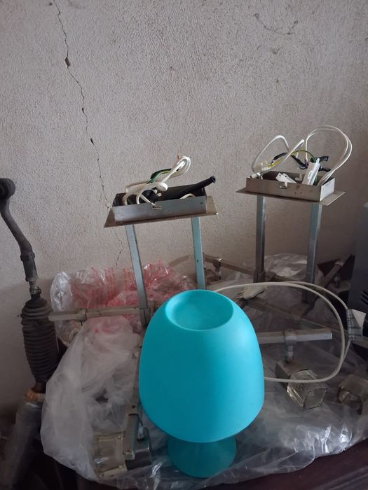 Iluminacao tecto e mesa