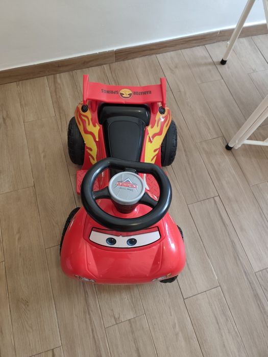 Carro elétrico faísca mcqueen criança até 4 anos