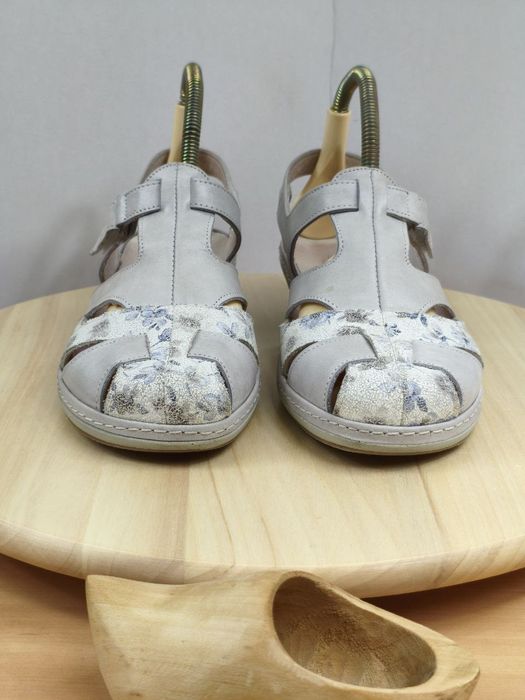 Sandały r. 39 Suave Ivory damskie skórzane do szerokiej stopy na rzep