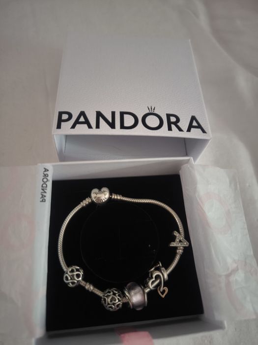 Pulseira mais 6 contas Pandora