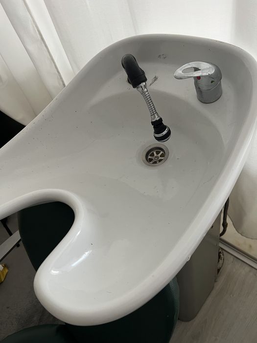 Calha de lavagem para cabeleireiro ou barbearia