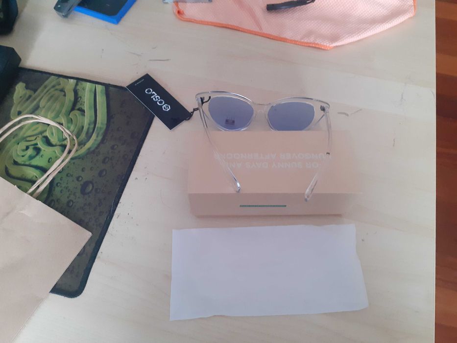 Óculos de Sol Novos