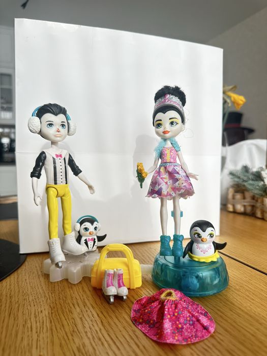 Enchantimals інчантімалс пінгвіни на ковзанах