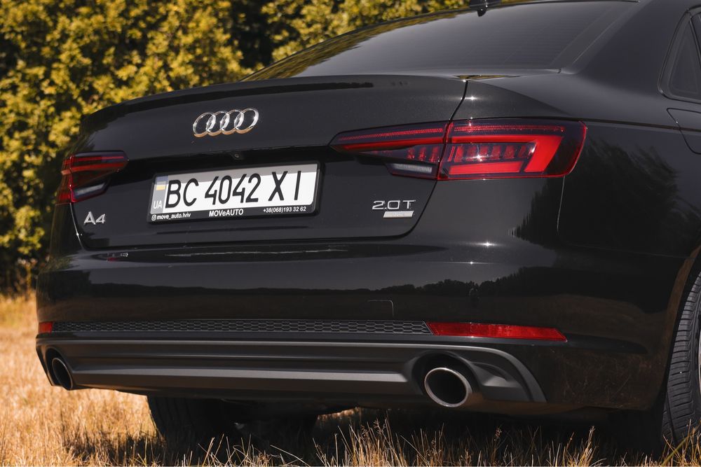 Audi A4 2018 VIN WAUKMAF47JN013150 фото оголошення 7 з 17