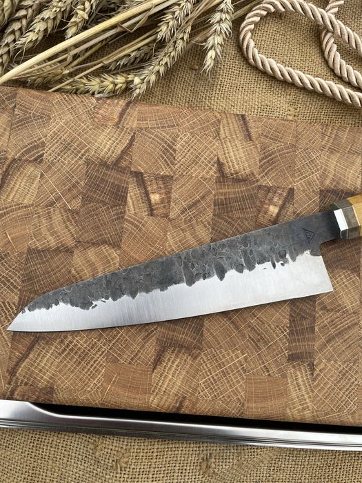 Кований кухонний шеф ніж з сталі N690 60-61hrc ручна робота, 3d гібрид