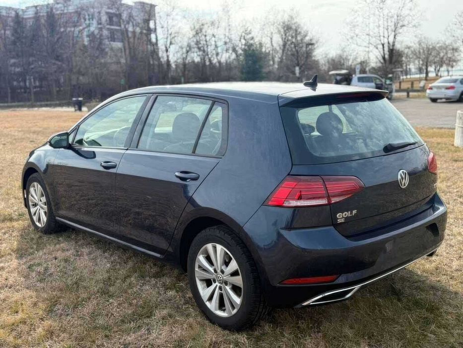 Volkswagen Golf      2015