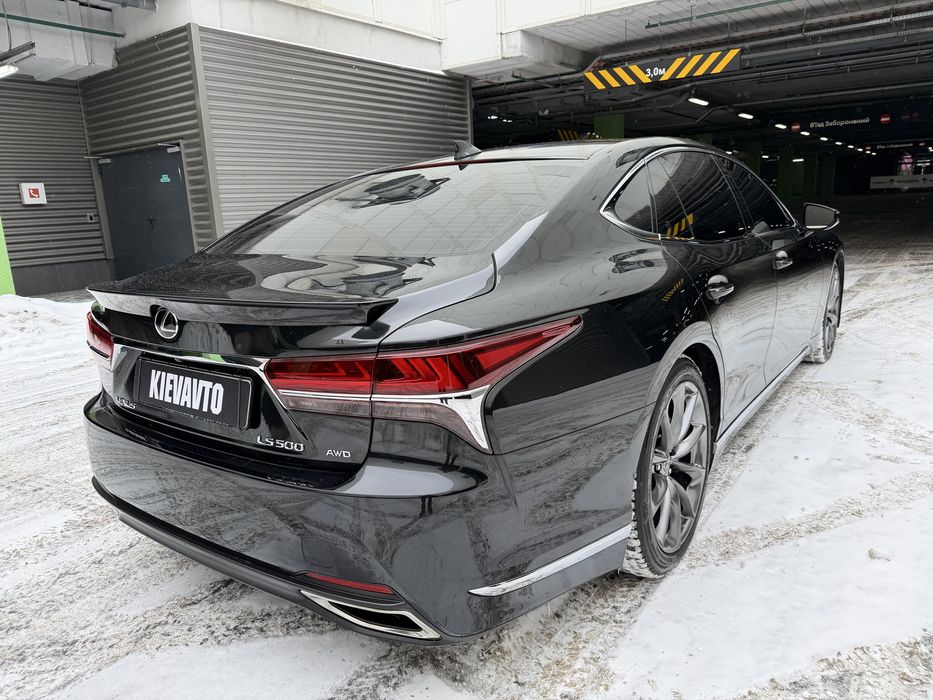 Lexus LS 500, 2018 рік, офіційний, 3.5 бензин