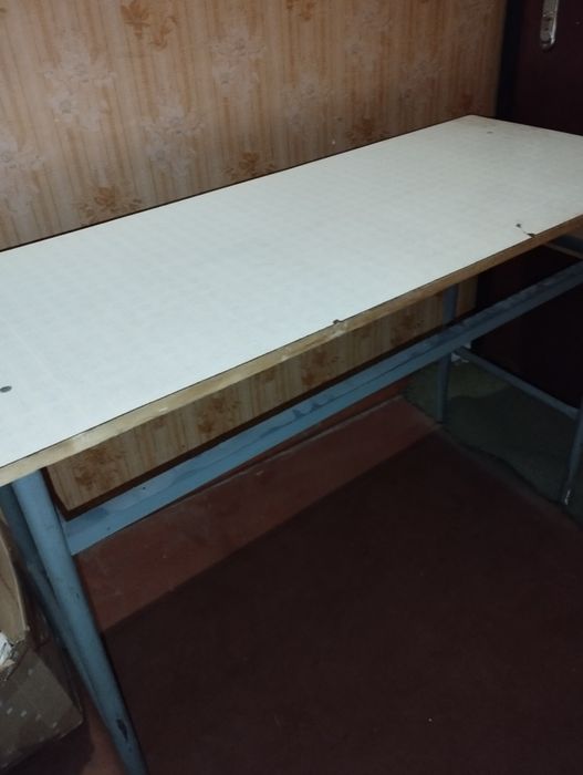 Продам стул с партой СССР, в отличном состоянии