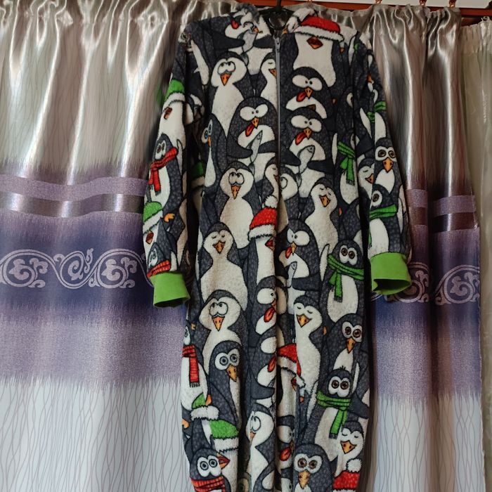 Знижку!Теплий дитячий кігурумі 128-134