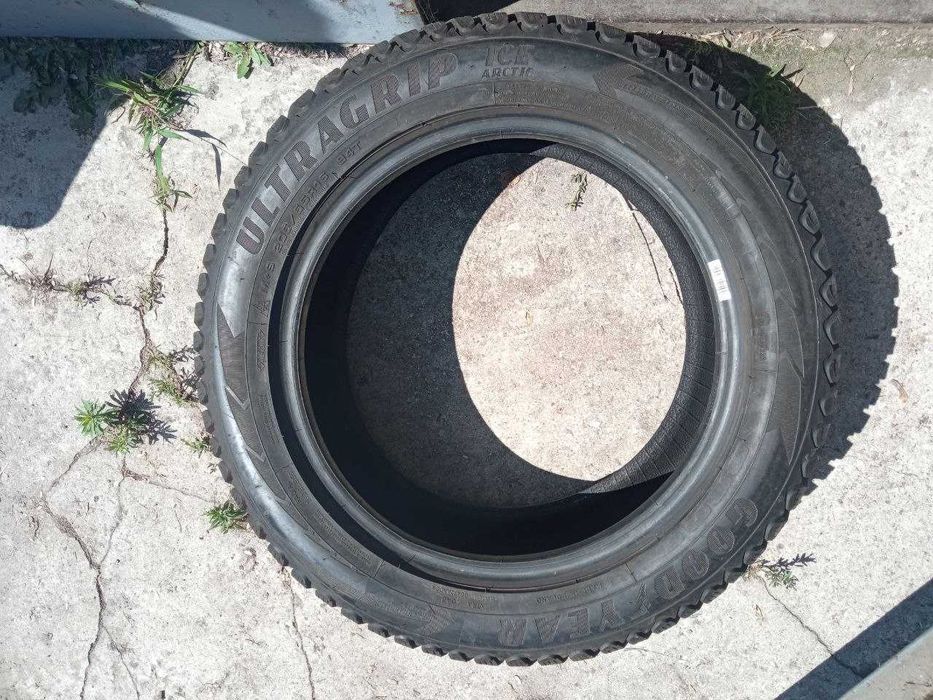R16. 205/55. Goodyear Arctic Ace. Шип. Зима. 1шт