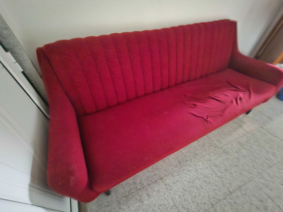 Sofá 4 lugares vermelho