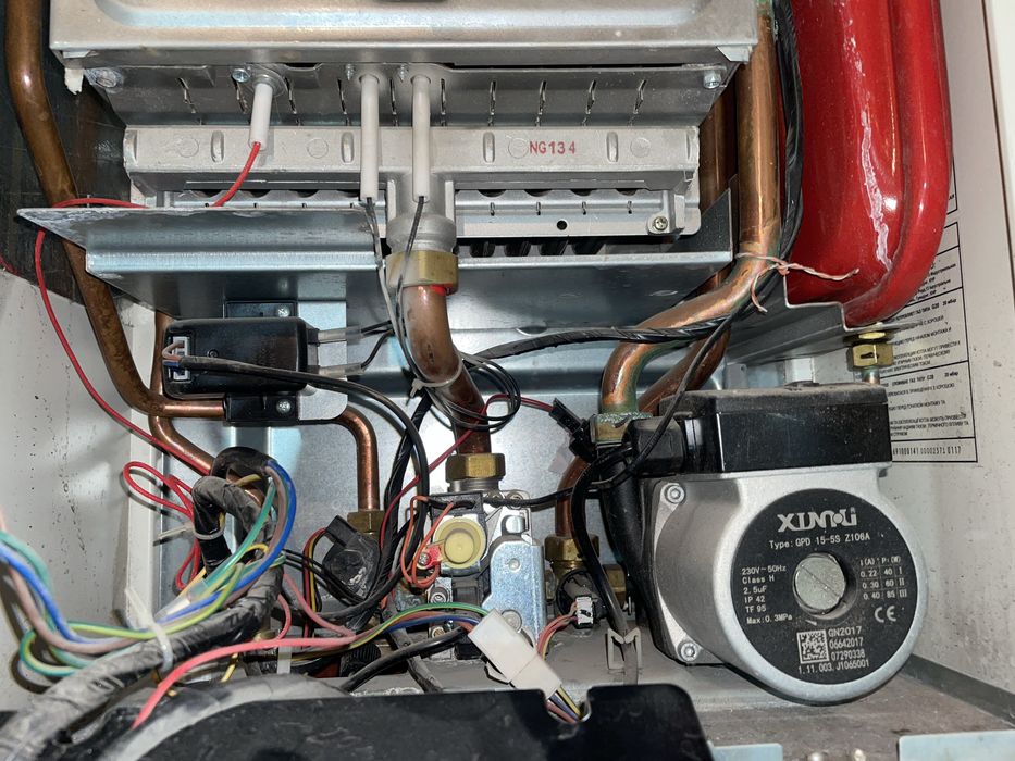 Газовый котел Tiberis Mini 18F на разбор