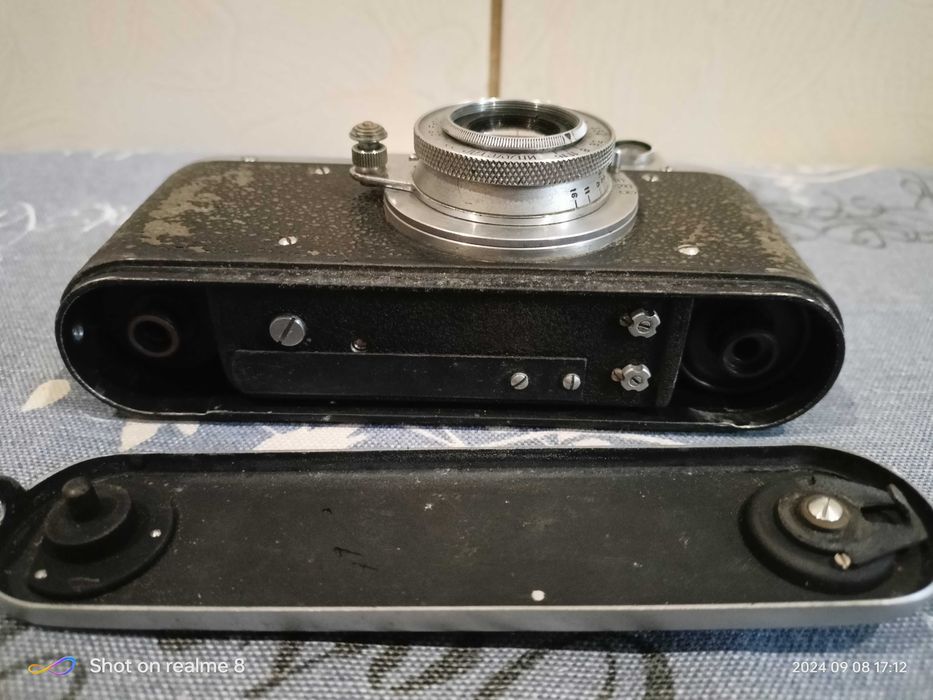 Фотоаппарат Зоркий 1, Индустар 22