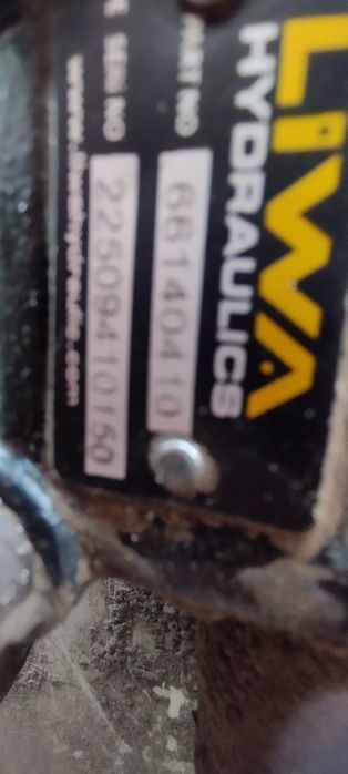 Продам гідравліку Liwa