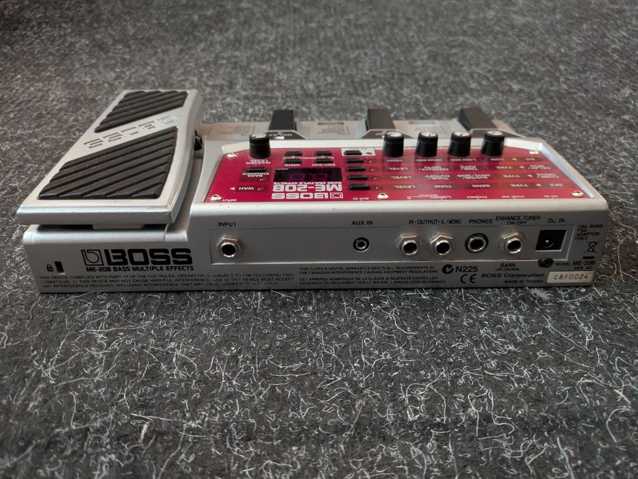 Boss ME-20B - Pedaleira Baixo