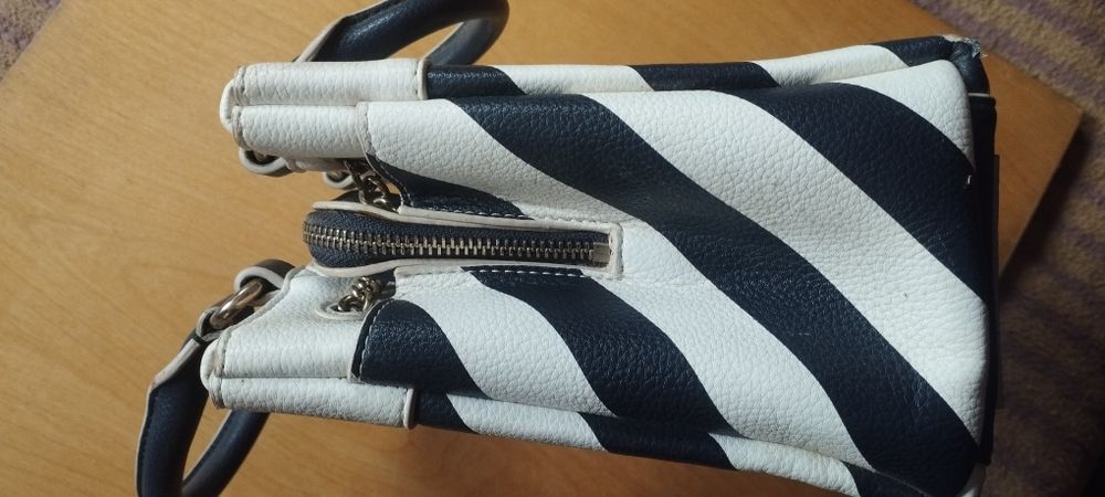 Сумочка Tommy Hilfiger