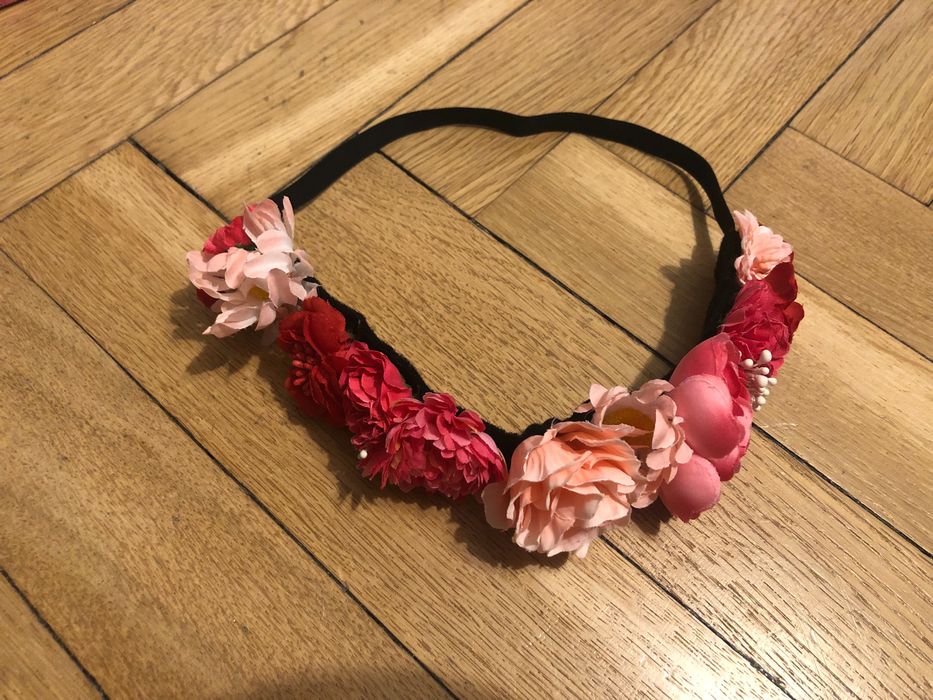 Opaska do włosów na gumce kwiaty