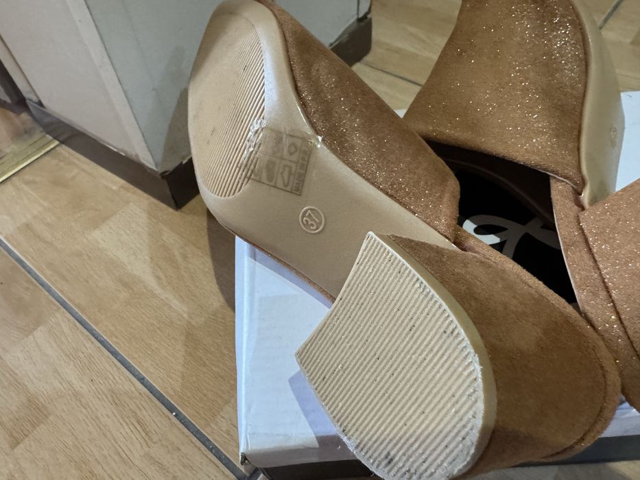 Klapki damskie nowe