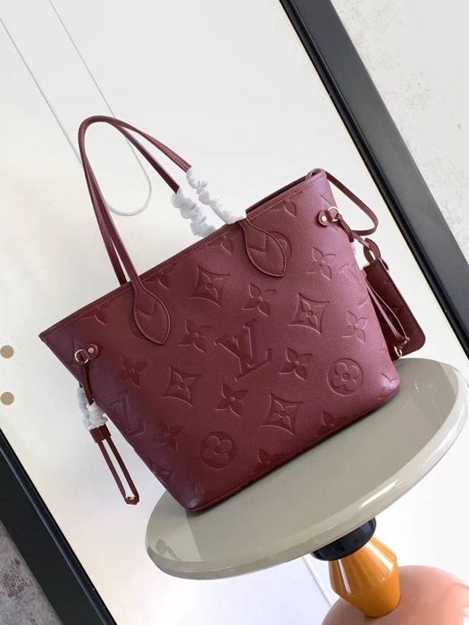 Сумка Louis Vuitton шоппер  з косметичкою повний комплект бутика преміум версія шкіра сумка через плече шоппер