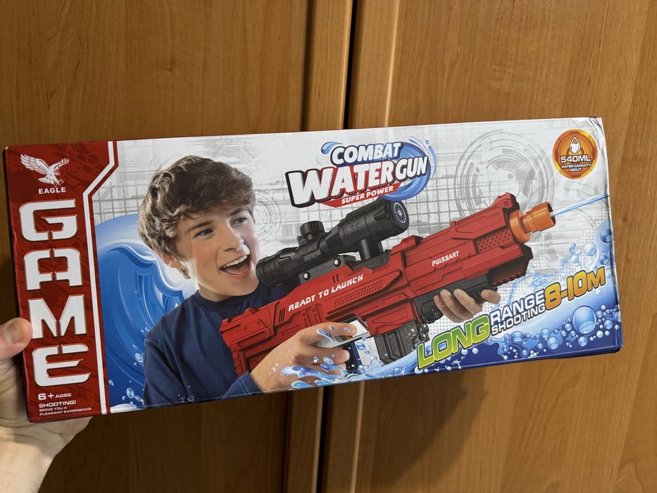 Електричний водяний бластер (водяний пістолет)