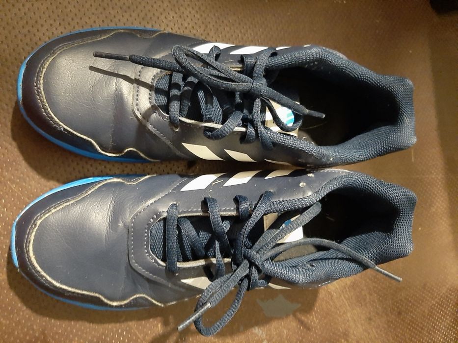Buty sportowe Adidas 39