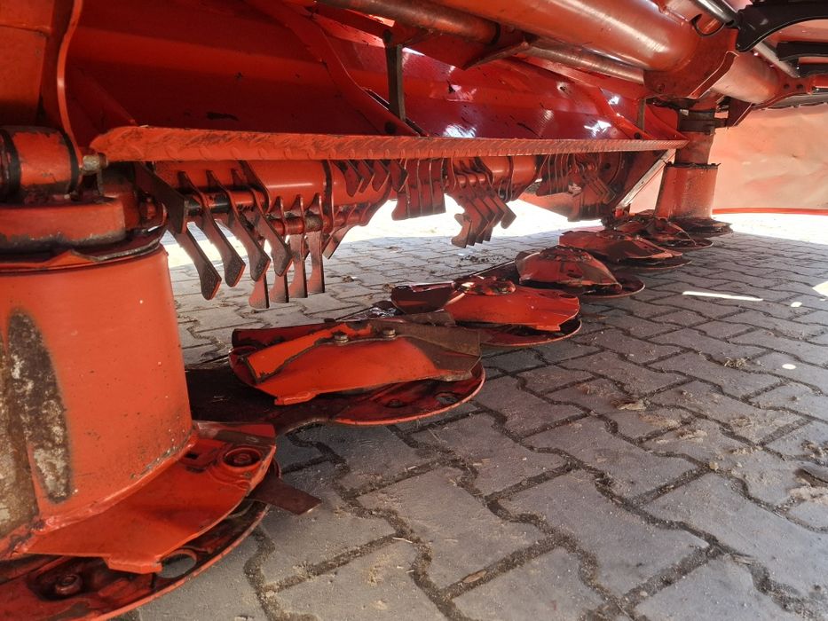 Kosiarka kuhn 3125 DF jak nowa