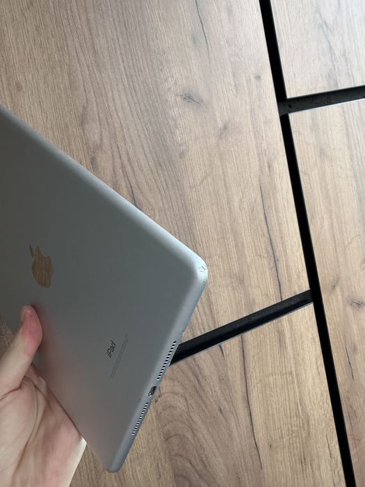 Apple iPad 6 2018 128gb Wi-Fi + LTE