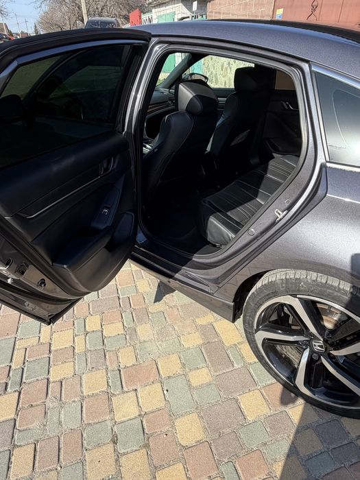 Прадам Хонду акорд спорт