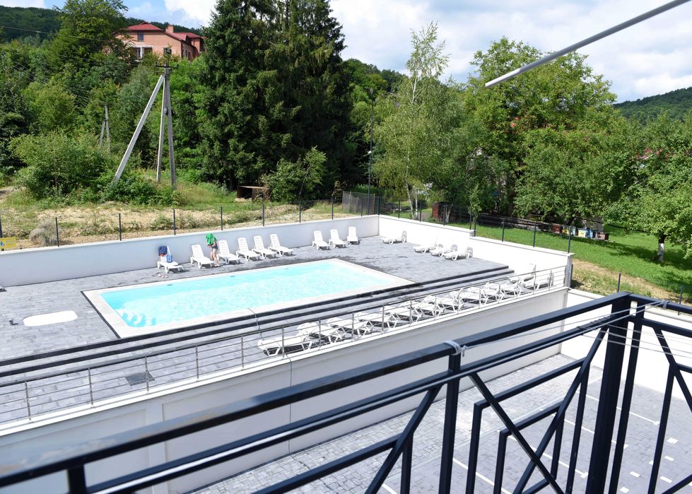 Апартаменти подобово оренда с Поляна Закарпаття