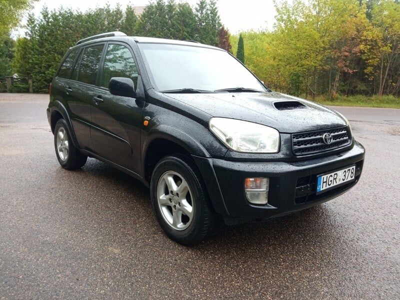 Продам Toyota RAV4