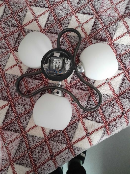 Люстра потолочна на 3 лампи Е14