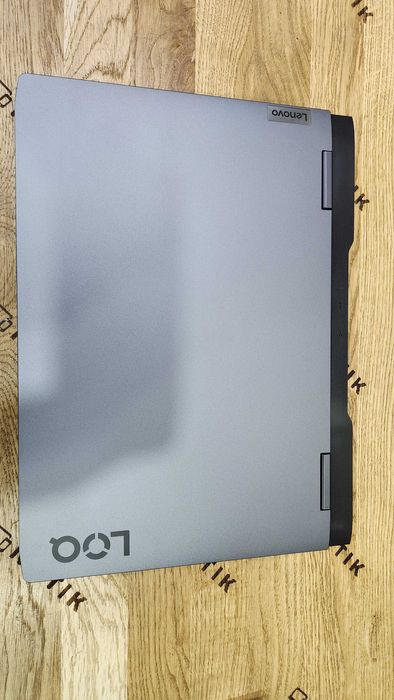 Lenovo LOQ 15IRH8 15  i5-12450H/16/512SSD/RT3050/FHD IPS (NEW)