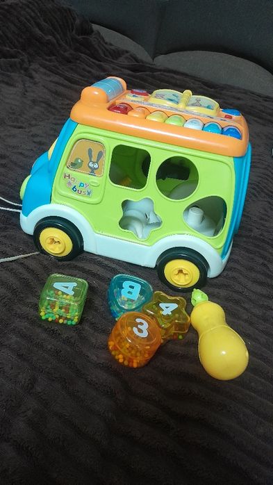 Мультифункціональна іграшка машинка для дитини