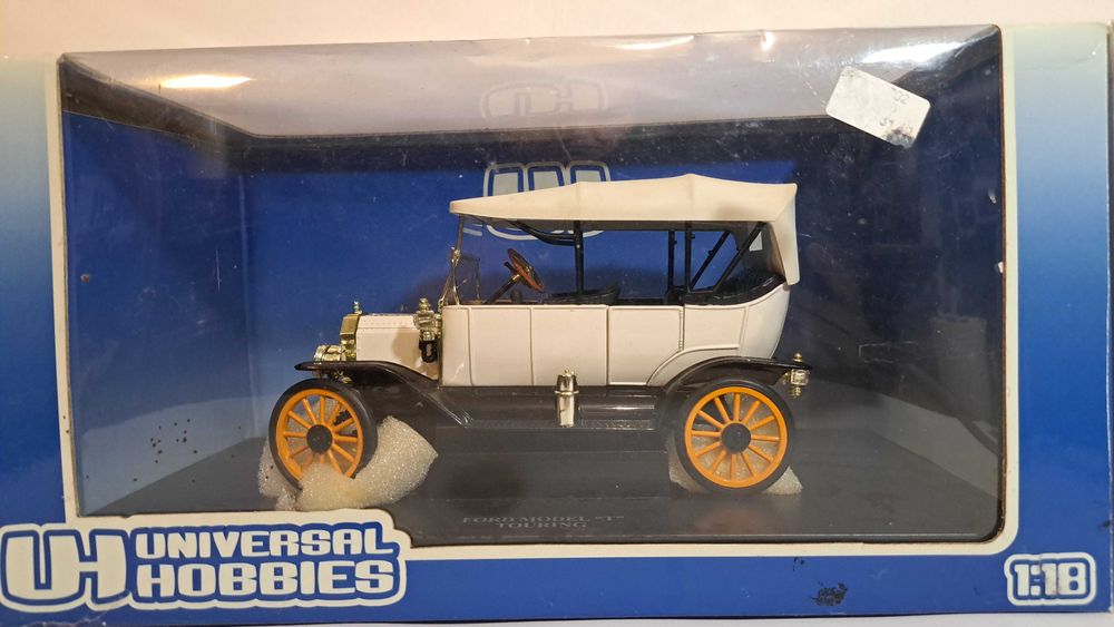 1/18 Ford Model T br - UH