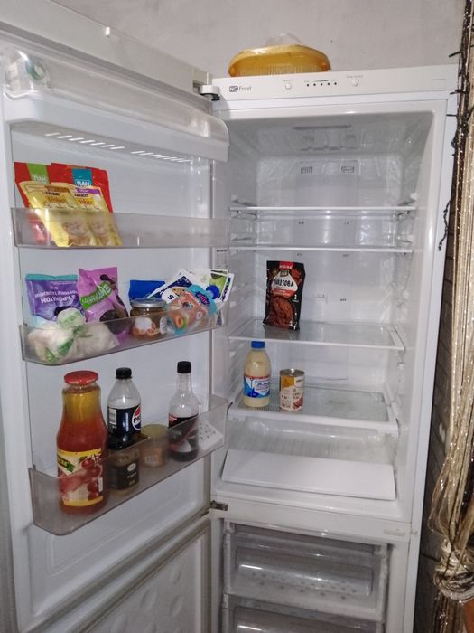 Холодильник SAMSUNG no frost