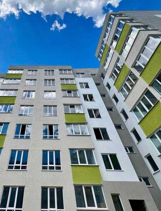 Комерційне приміщення, ЖК «Маріїнський» вул. Маріїнська, 11 с. Великодолинське