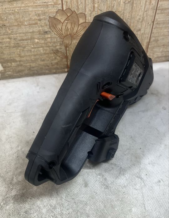 Dnipro-M DHR-201BC Compact Перфоратор 1.7Дж Гарантія