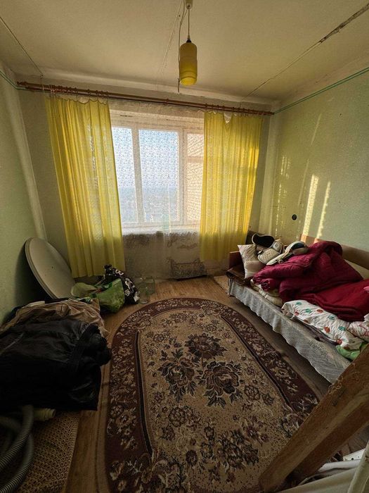 Продаж 4-х кімнатної квартири, під ремонт, вул. Коваліва, м. Борислав!