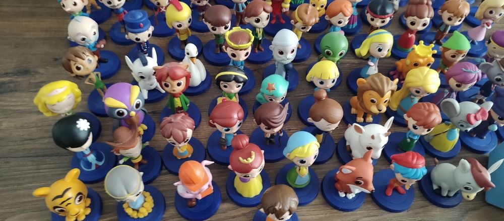 Kolekcja Hachette - opowiadajki 80 książek figurki i dwa glosniki