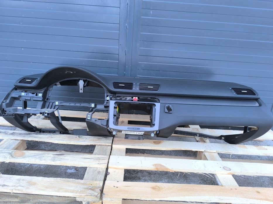 Deska Konsola Airbag VW Passat B6