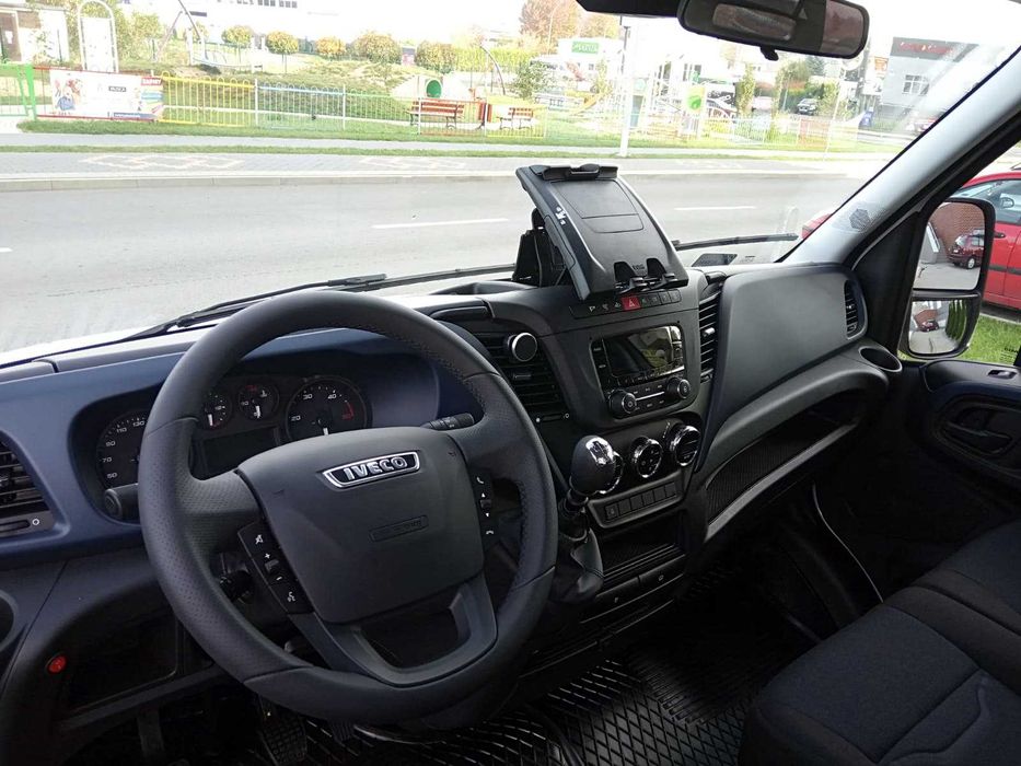 autolaweta  Wypożyczalnia samochodów wynajem samochodu