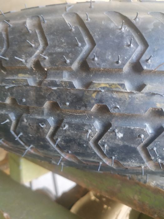 Докатка(костиль) і запаска.