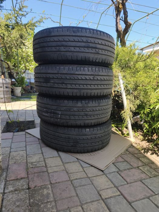 Комплект летней  резины Good Year SUV 4х4  235/60 R18