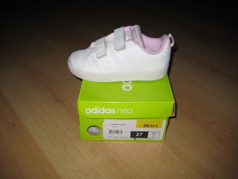 Sapatilhas Rapariga Adidas Neo Nº27.