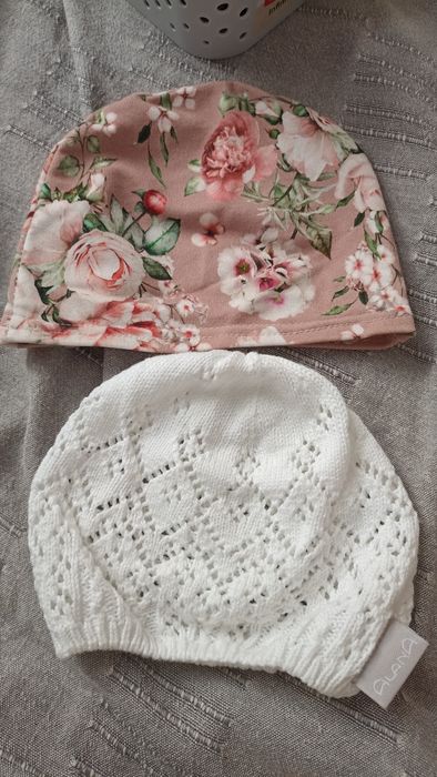 Czapeczki niemowlęce 3msc