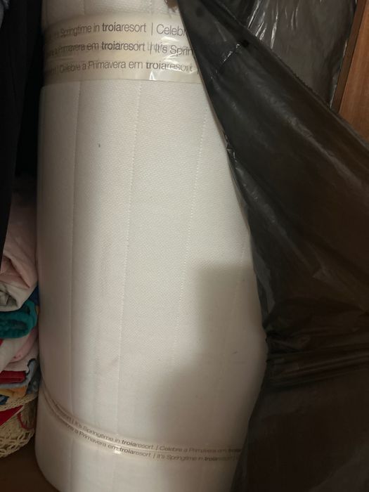 Cama c estrado e colchão