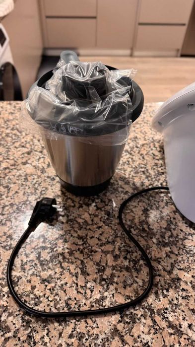 Robô de Cozinha Bimby TM6 com fatura e na garantia.