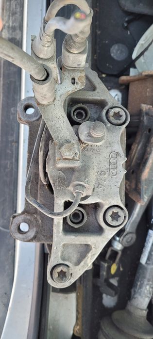 swap hamulców prawy+lewy przód 973 974 audi a6 c6 3.0tdi a4 b7