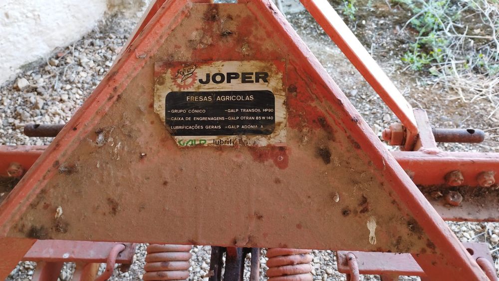 Vende-se Escarificador