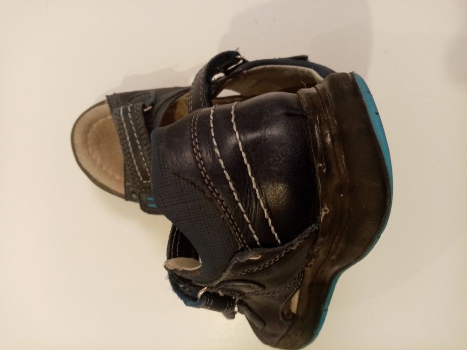 Sandały chłopięce skórzane 30 niebieskie